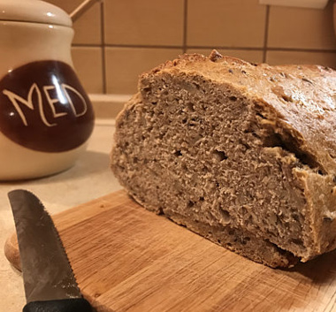 recept domaci kvaskovy chlieb